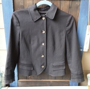 Black Theory Blazer size 6. Runs small.